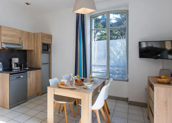 Résidence Odalys Valentin 3*